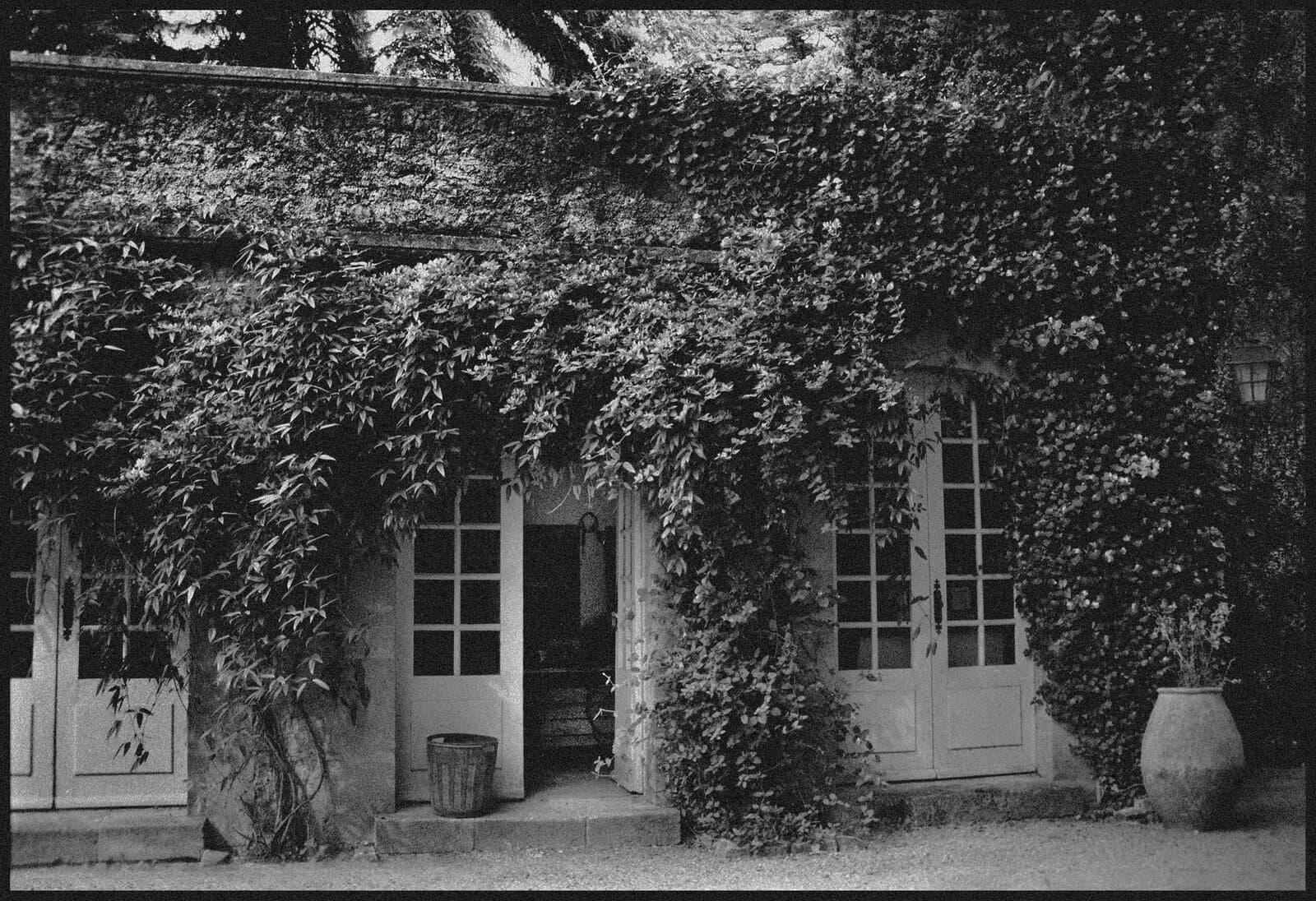 153 — Château de Christian Dior, Francie, 1973